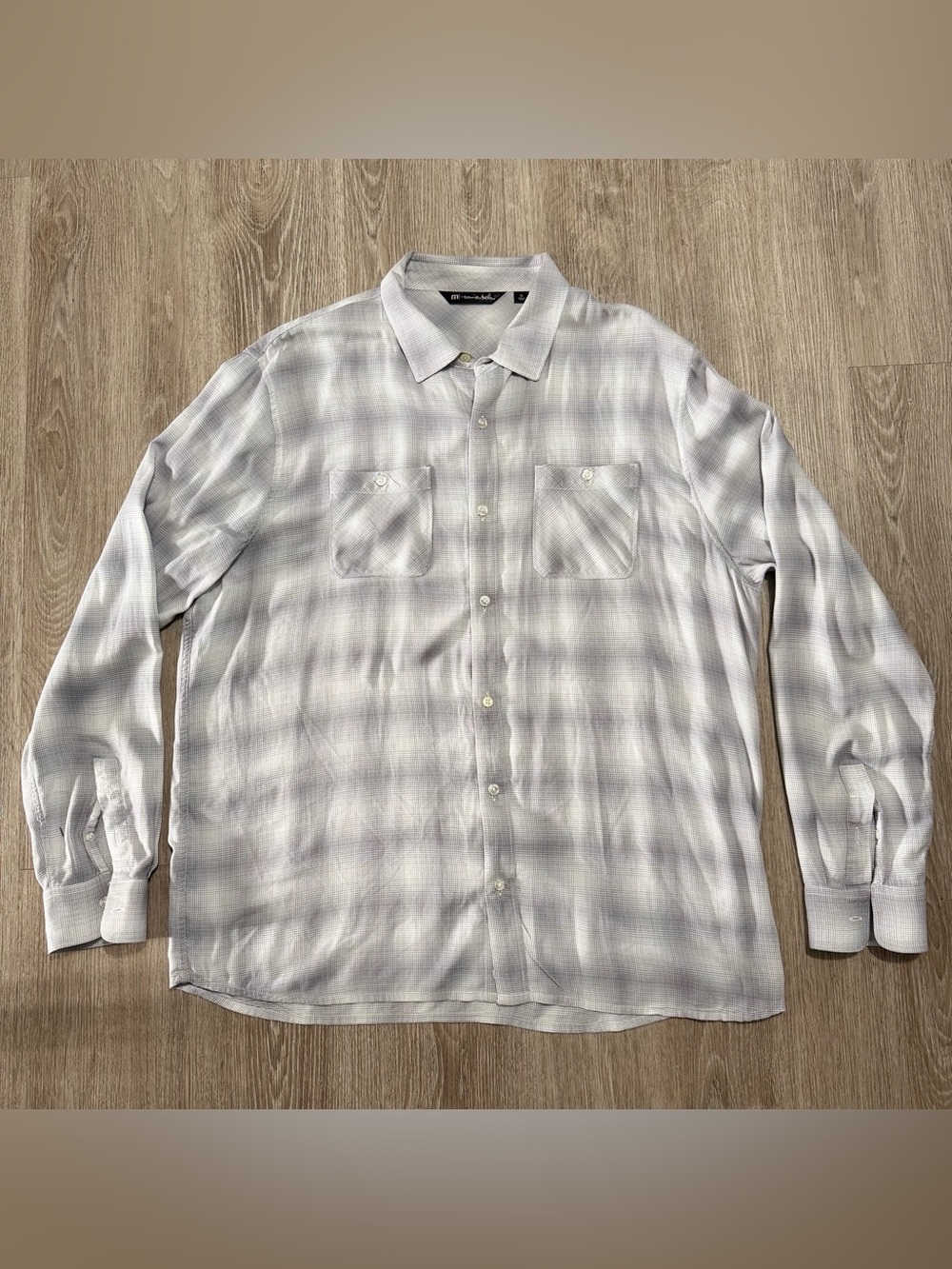 Travis Mathew Men’s XL Gray Plaid Button Up Shirt Rayon Blend Long Sleeve Stretc